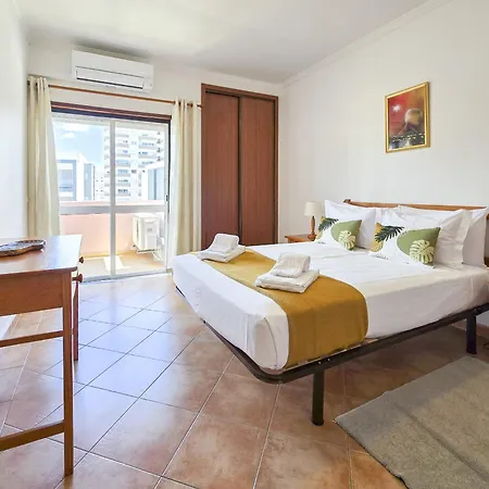 Apartment Rocha Ochre Haven